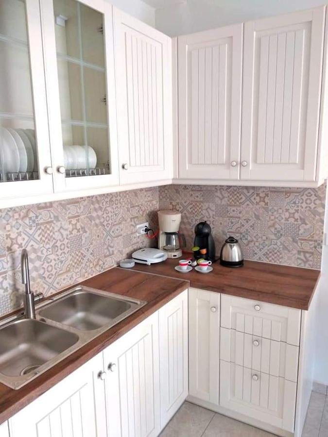 Myrsini'S Sea View Apartment Néa Péramos Dış mekan fotoğraf