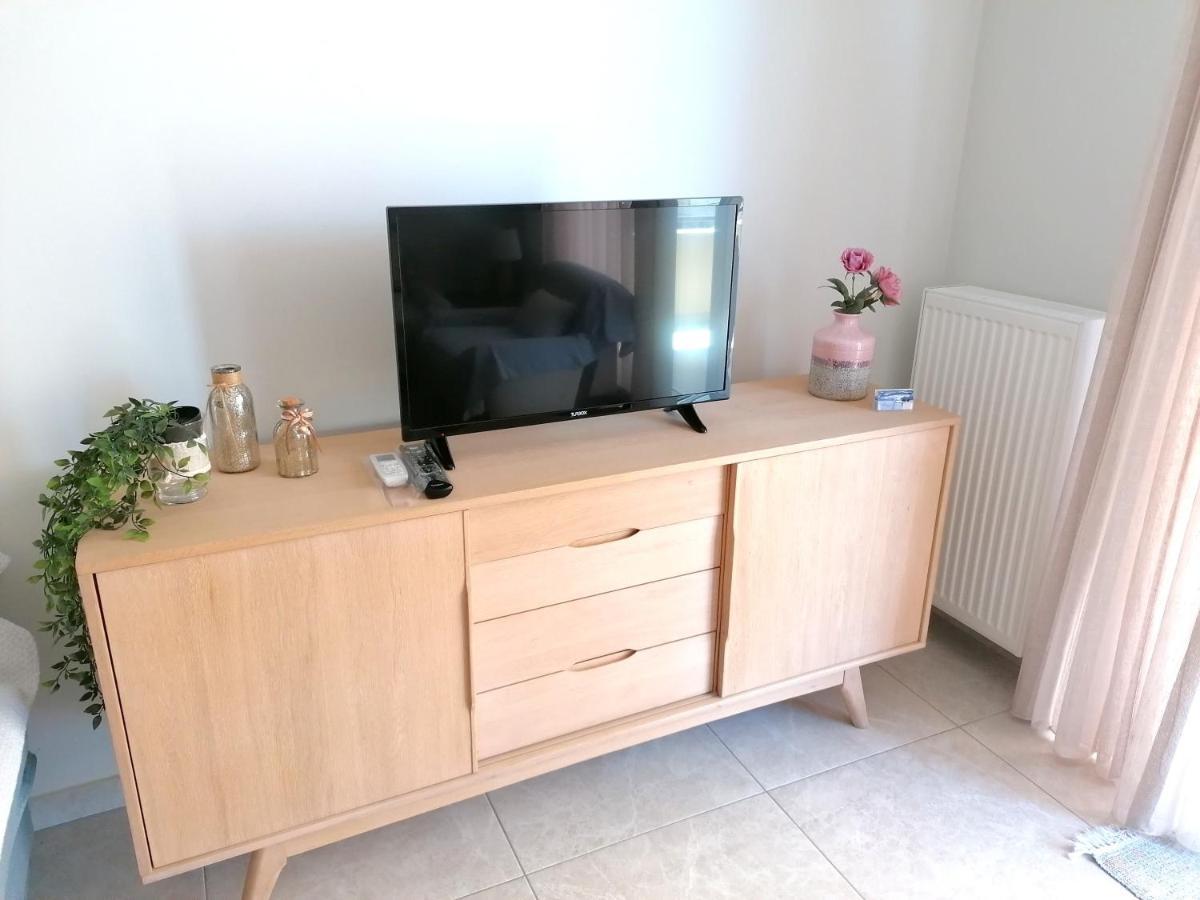 Myrsini'S Sea View Apartment Néa Péramos Dış mekan fotoğraf