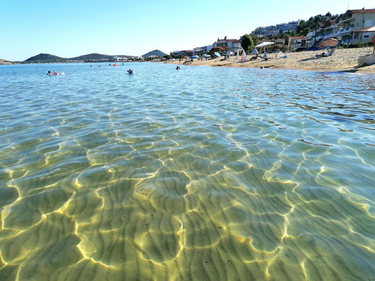 Myrsini'S Sea View Apartment Néa Péramos Dış mekan fotoğraf