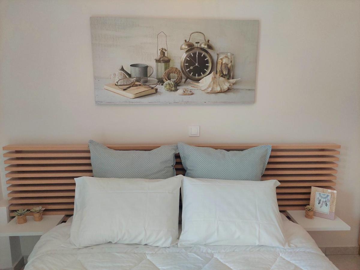 Myrsini'S Sea View Apartment Néa Péramos Dış mekan fotoğraf