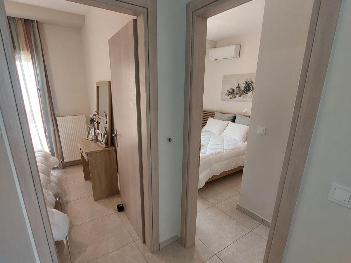 Myrsini'S Sea View Apartment Néa Péramos Dış mekan fotoğraf