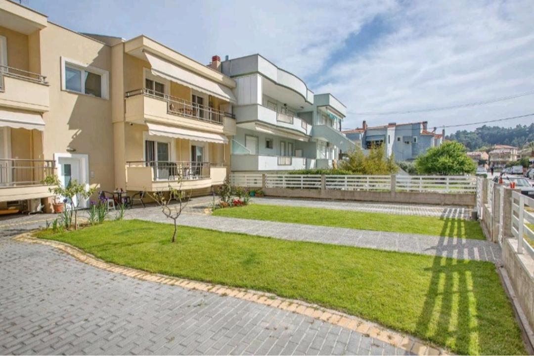 Myrsini'S Sea View Apartment Néa Péramos Dış mekan fotoğraf
